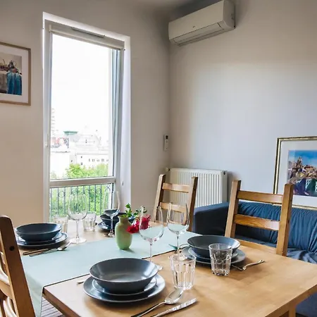 Metro Politechnika *