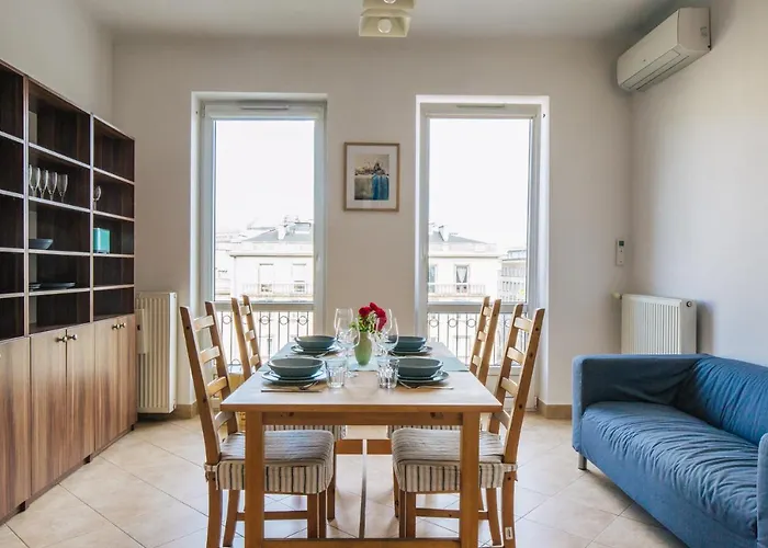 Metro Politechnika Apartment