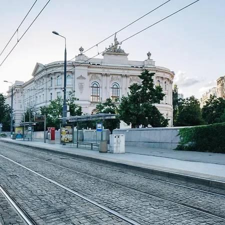 アパート Metro Politechnika